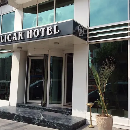 COSMOPOLITAN PARK HOTEL
